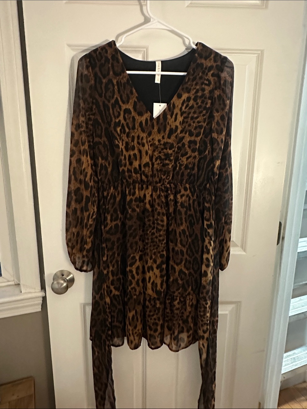 V-Neck Long Sleeve Leopard Print Dress - Brown